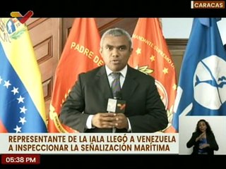 Almirante Neil Villamizar Sánchez destaca la importancia del trabajos de señalización marítima