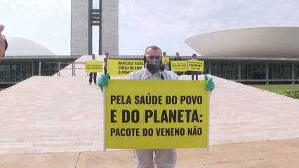 Greenpeace protesta contra PL dos Agrotóxicos