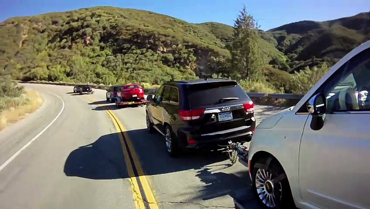 Jeep Grand Cherokee SRT8 2012 vs. BMW X5  2011 M vs. Porsche Cayenne Turbo 2011