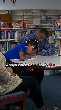 Ella nació sin brazos y ganó un concurso de escritura