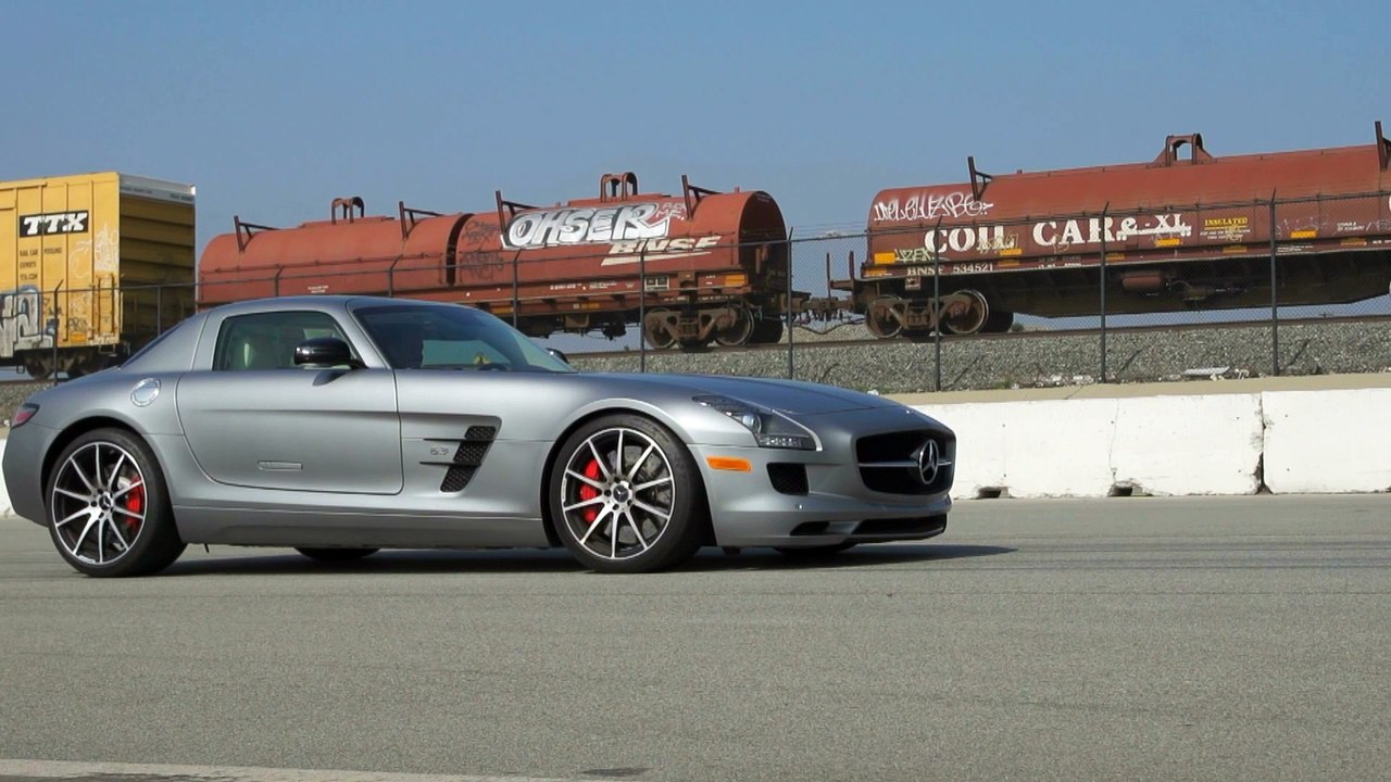 2013 Mercedes-Benz SLS AMG GT: More Power and M...