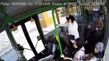 Otobüs şoförü fenalaşan adamı hastaneye yetirştirdi