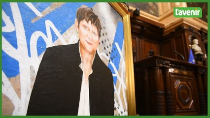 Le traditionnel portrait de la présidente du Sénat façon Street Art