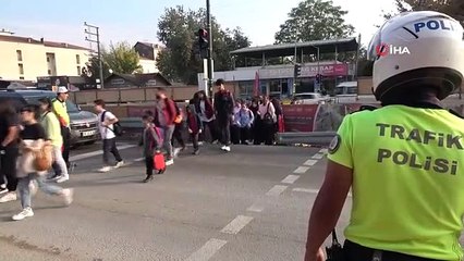 Bursa'da Okul ve İşçi Servislerine Denetim