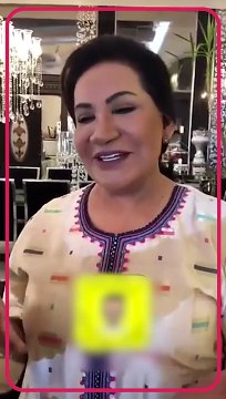 عفوية الفنانة سعاد عبدالله والفنانة حياة الفهد