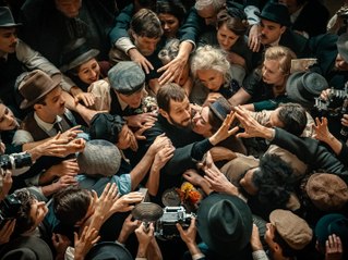 L'Abbé Pierre - Une vie de combats: Trailer HD st NL