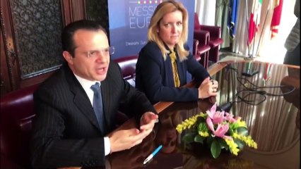 Dafne Musolino lascia De Luca  e “sposa” Matteo Renzi