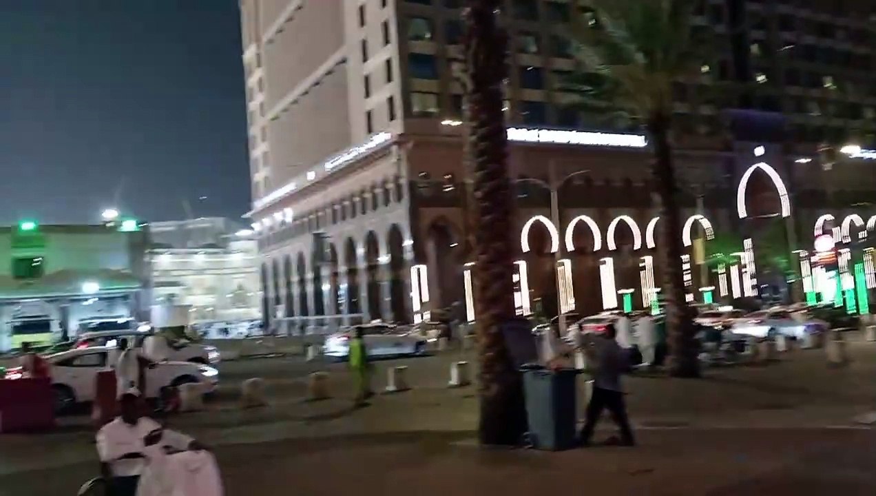 makkah clock tower moon. original moon and Clock tower moon. @mukkah @harams