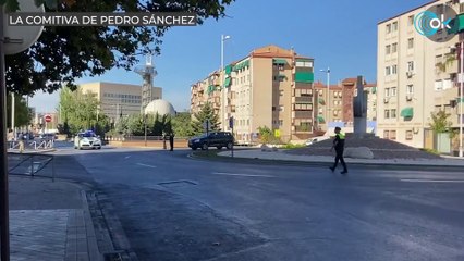 Los aires de grandeza de Sánchez: una comitiva de 16 coches en Granada frente a los 5 de Macron
