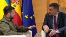Sánchez promete a Zelenski más ayuda militar ante la prevista ofensiva rusa
