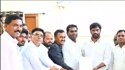 మంచిర్యాల: బాల్క సుమన్ కు ఏకగ్రీవ తీర్మాణ పత్రం అందజేత