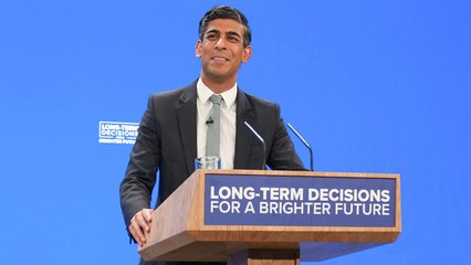Rishi Sunak transları hedef aldı: Erkek erkektir, kadın kadın