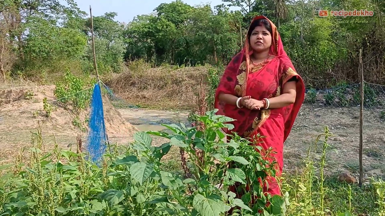 Delicious Bengali Saag Posto Recipe | Traditional Bengali Green Spinach Recipe
