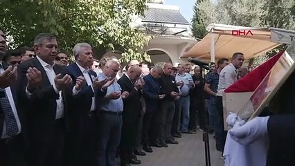 İtfaiye eri dumandan zehirlenerek hayatını kaybetti