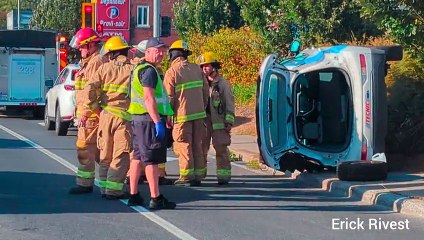 Une auto-école se renverse à La Prairie (Le Reflet - Erick Rivest)