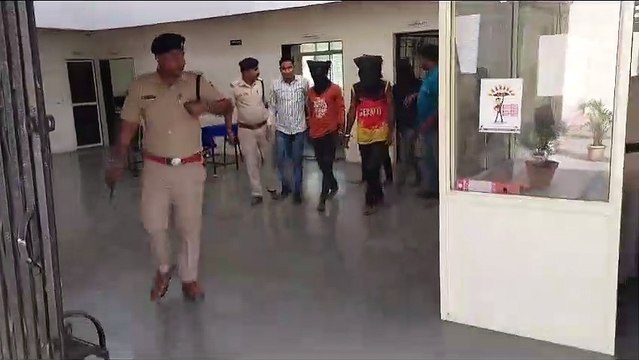 Nimbola police arrested 4 accused of robbery