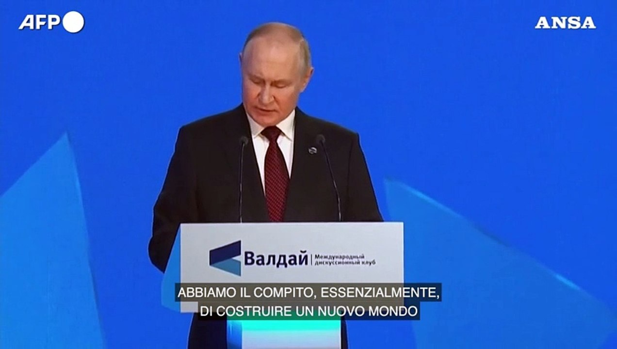 Putin: "La nostra missione e' costruire un nuovo mondo"