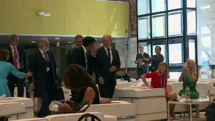 Scholz sagt Ukraine Lieferung von weiterem Patriot-System zu