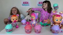 Brincando com Bonecas Bebê - Mágia Brinquedos Surpresa