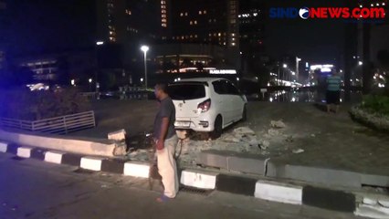 Pengemudi Remaja Diduga Mabuk, Tabrak Pembatas Jalan di Bundaran HI