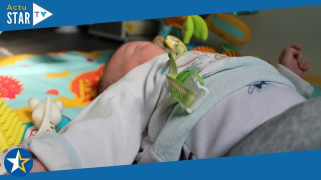 Craquez pour le tapis d'éveil Kinderkraft, un indispensable pour votre bébé !