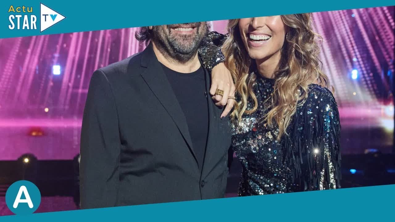 Laury Thilleman en robe courte pailletée face à Juliette Armanet en transparence, folle soirée