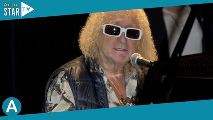Michel Polnareff et le "pire vol de sa vie" : détails sur ce voyage en avion "absolument horrible"