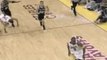 NBA BASKETBALL - Kobe Bryant - What a dunk!