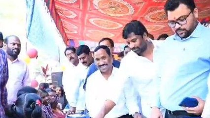 మంచిర్యాల: విద్యార్థులకు వడ్డన చేసిన బాల్క సుమన్