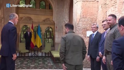 Zelenski, obligado a abandonar la Alhambra tras el ataque ruso