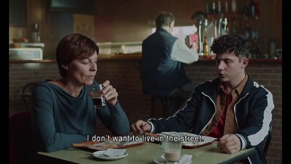 Un largo viaje Tráiler