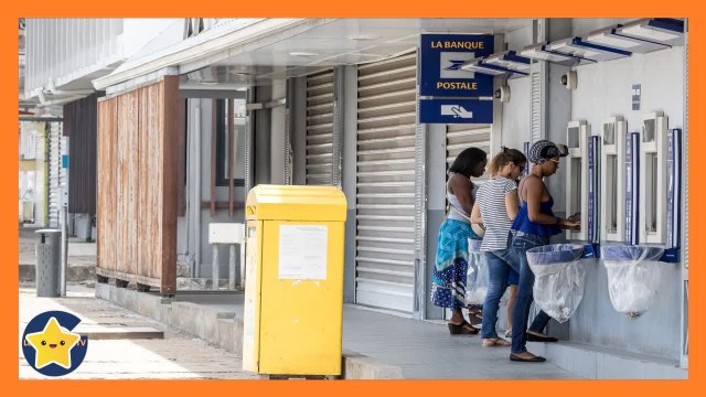 Si les paiements sur Internet ou sans contact en carte bleue se sont multipliés, les retraits d'espè