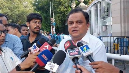 মুখ্যমন্ত্রীর কথা না শোনার জন্য দুঃখপ্রকাশ করবেন রাজ্যপাল : ব্রাত্য বসু