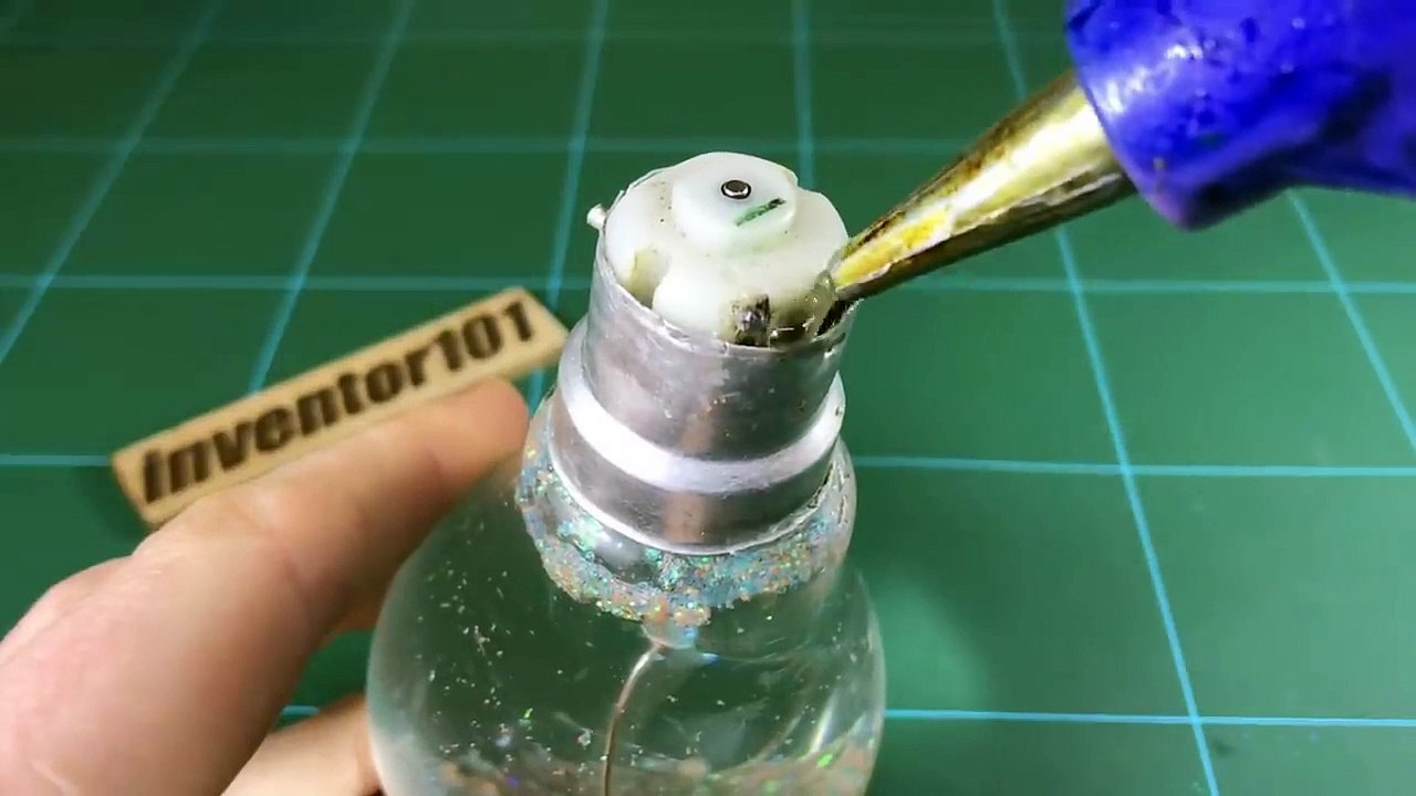 ‪6 Awesome Led Light Life Hacks - Life Hacks For Led Light‬