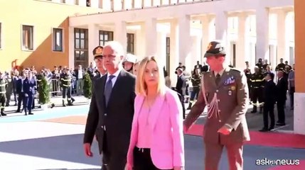 Il giuramento a Capannelle, Meloni di fronte ai nuovi Vigili del Fuoco