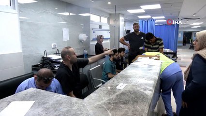 İsrail'in Gazze'ye saldırıları sonucu yaralanan siviller Şifa Hastanesi'nde can pazarı yaşatıyor