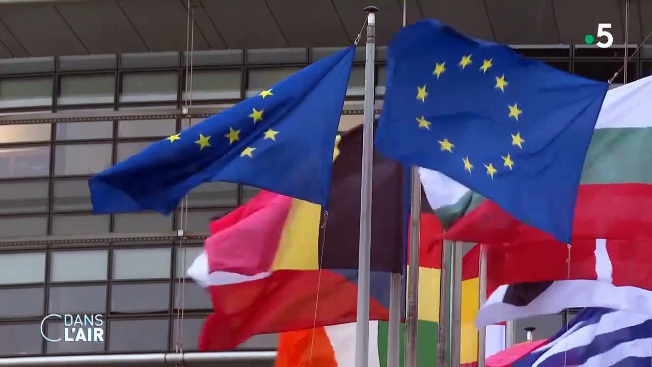 Attaque du Hamas - Le réseau social X (ex-Twitter) déclare avoir "supprimé ou signalé des dizaines de milliers de messages" dans une réponse à l'UE qui le menace de sanctions pour diffusion de fausses informations