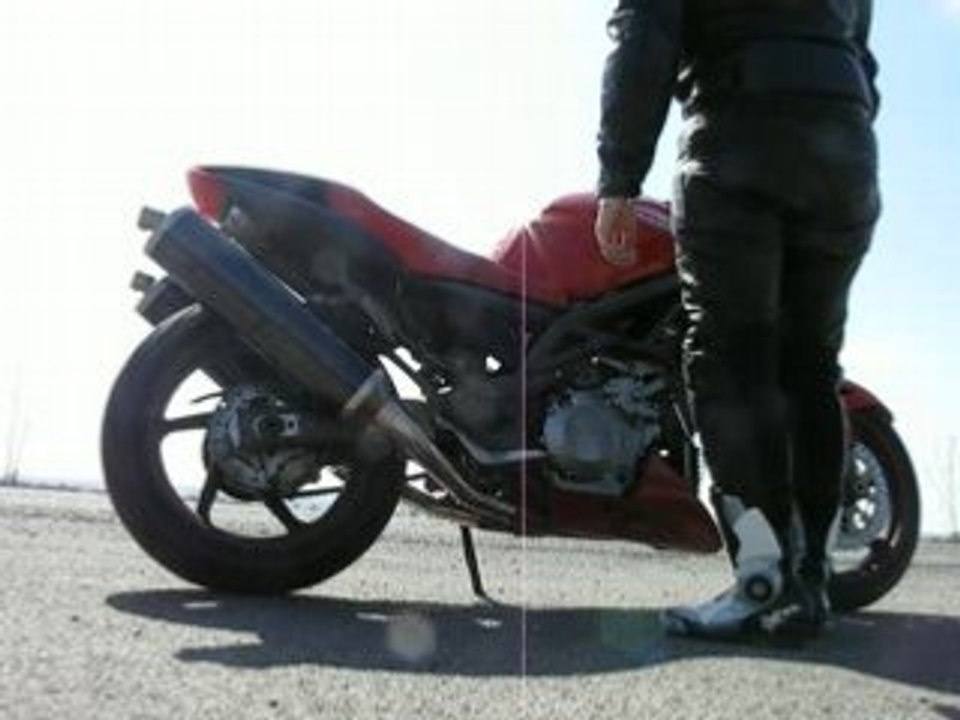 Cagiva V-Raptor 1000 : Pots Akrapovic Carbone 1