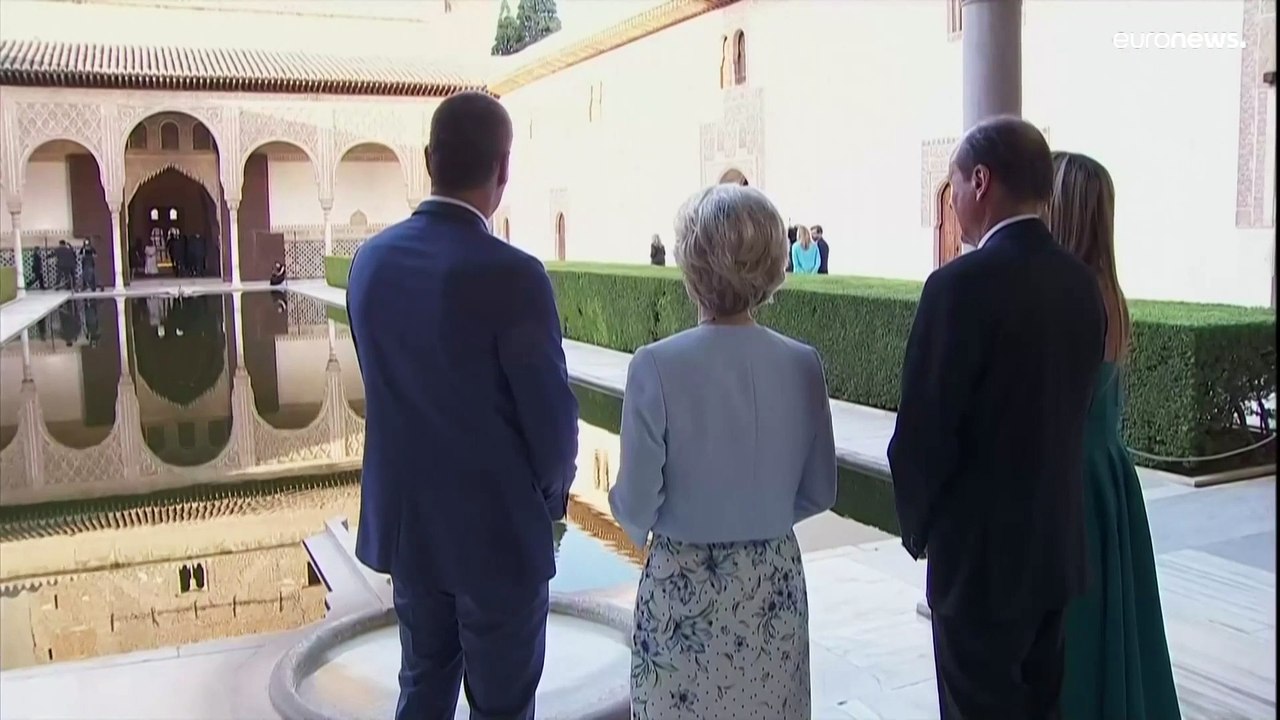 شاهد: زعماء وقادة الاتحاد الأوروبي يجولون في رحاب قصر الحمراء الأندلسي