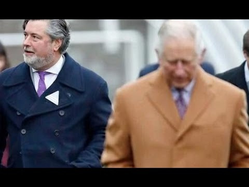 Re Carlo III sotto pressione da giorni al suo regno mentre la polizia lancia un'indagine criminale s