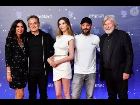 Nicolas Duvauchelle très proche de sa fiancée Chloé Roy, Sylvie Testud ose la dentelle au Festival