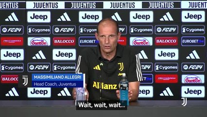 Скачать видео: Allegri clashes with journalist over Juventus injuries