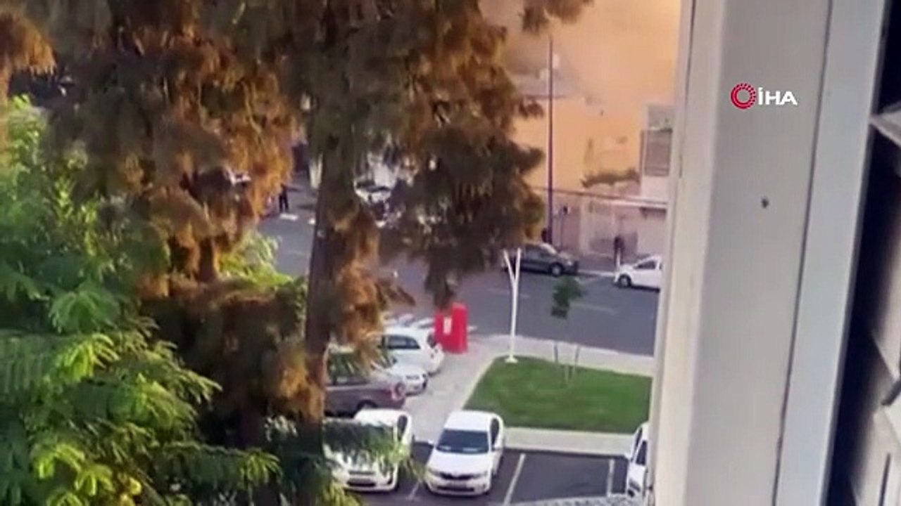 İsrail ordusu "savaş durumu alarmı" ilan ettiHamas: "Aksa Fırtınası Operasyonu'nun ilk 20 dakikasında 5 bin roket ve havan fırlatıldı"Hamas,...