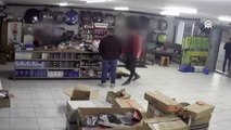 İş yeri sahibinin bıçaklanıp darbedildiği kavga kamerada