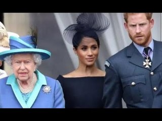 L'amico di Meghan, Scobie, "La regina merita di meglio" sbraita sulla fila del balcone del Giubileo
