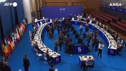 Meloni vede Scholz: "Fermiamo gli sbarchi irregolari"