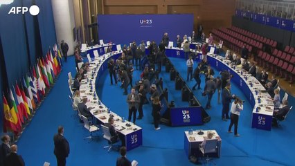 Meloni vede Scholz: "Fermiamo gli sbarchi irregolari"