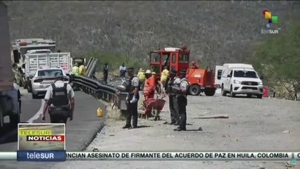 Download Video: México: Accidente de autobús deja 18 migrantes muertos