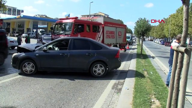 Kırmızı Işıkta Geçen Araç Kazaya Neden Oldu
