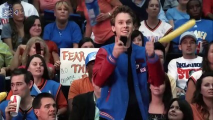 شاب امتلك مهارات لاعب سلة محترف بالصدفة وبقى أشهر لاعب فى المدينة Thunderstruck